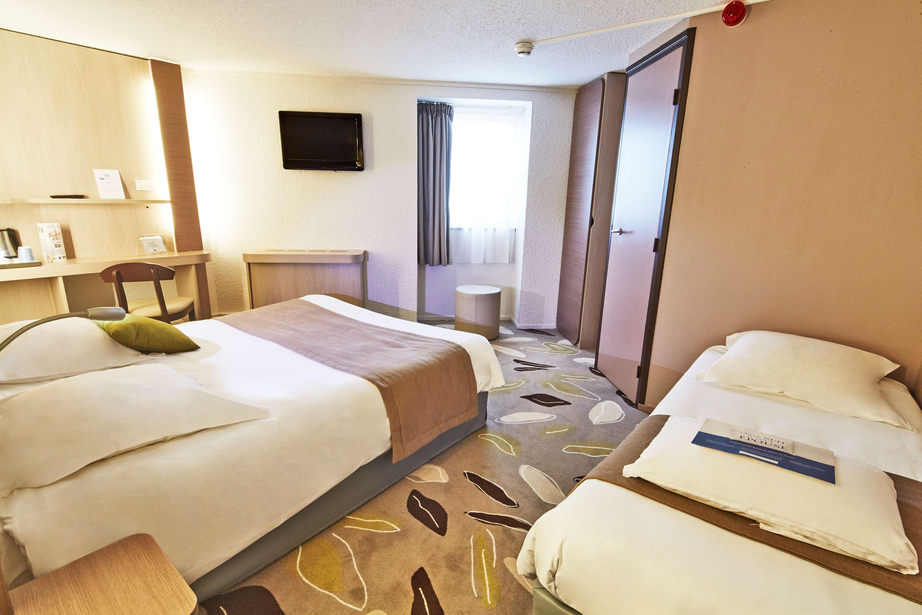 Kyriad Hotel Nevers Centre Exterior foto