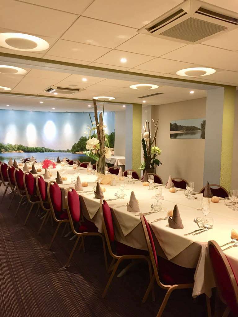 Kyriad Hotel Nevers Centre Restaurant foto
