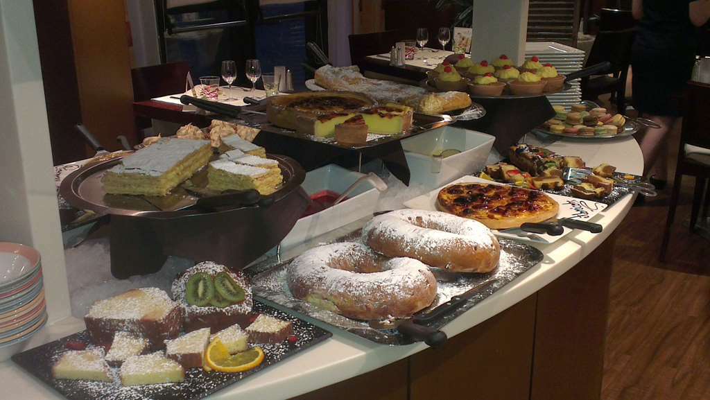 Kyriad Hotel Nevers Centre Restaurant foto